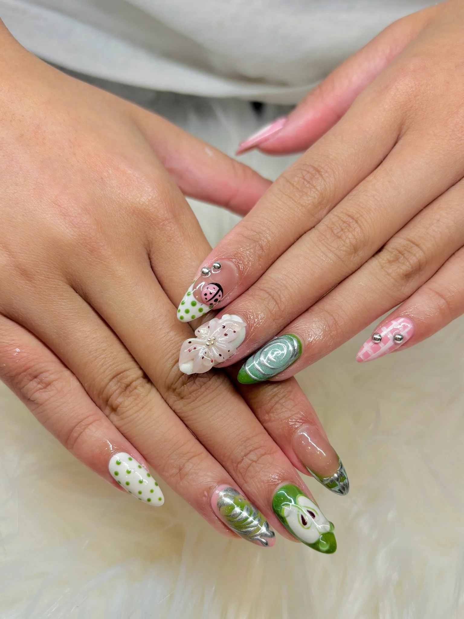 French tip nail set finished with a fine gold line